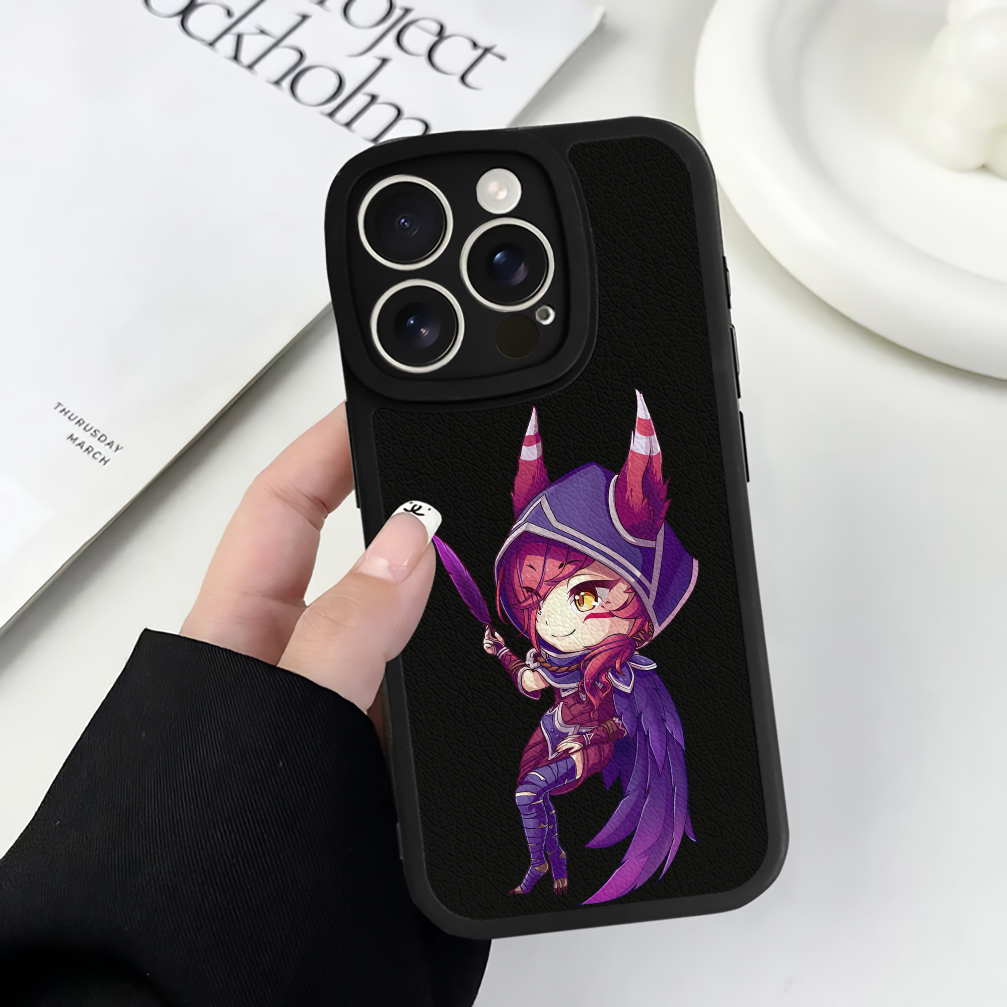 リーグ・オブ・レジェンド League of Legends LOL 【iPhone 16シリーズ対応】シリコンスマホケース（レザー調） 材質：シリコン